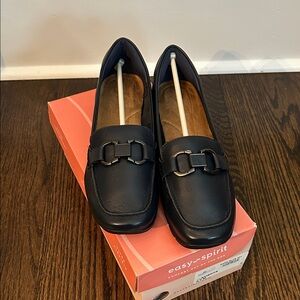 Easy Spirit Avienta Navy Loafers